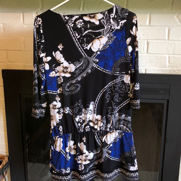 WHBM new never worn floral paisley dress - Picture 3 of 6